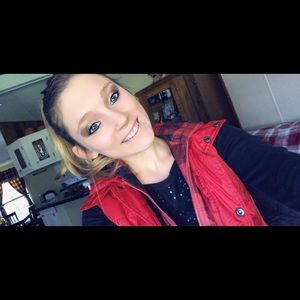 Meet your Posher, Kaitlin